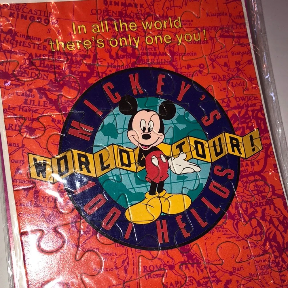 Mickeys World Tour 92’ Card Puzzle Mickey Mouse Birthday Card VTG DISNEY